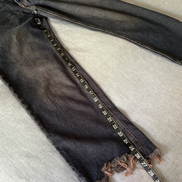 Free People Maggie Distressed Mid-rise Straight-Jeans Size 27 Back Alley Blue - Picture 9 of 15